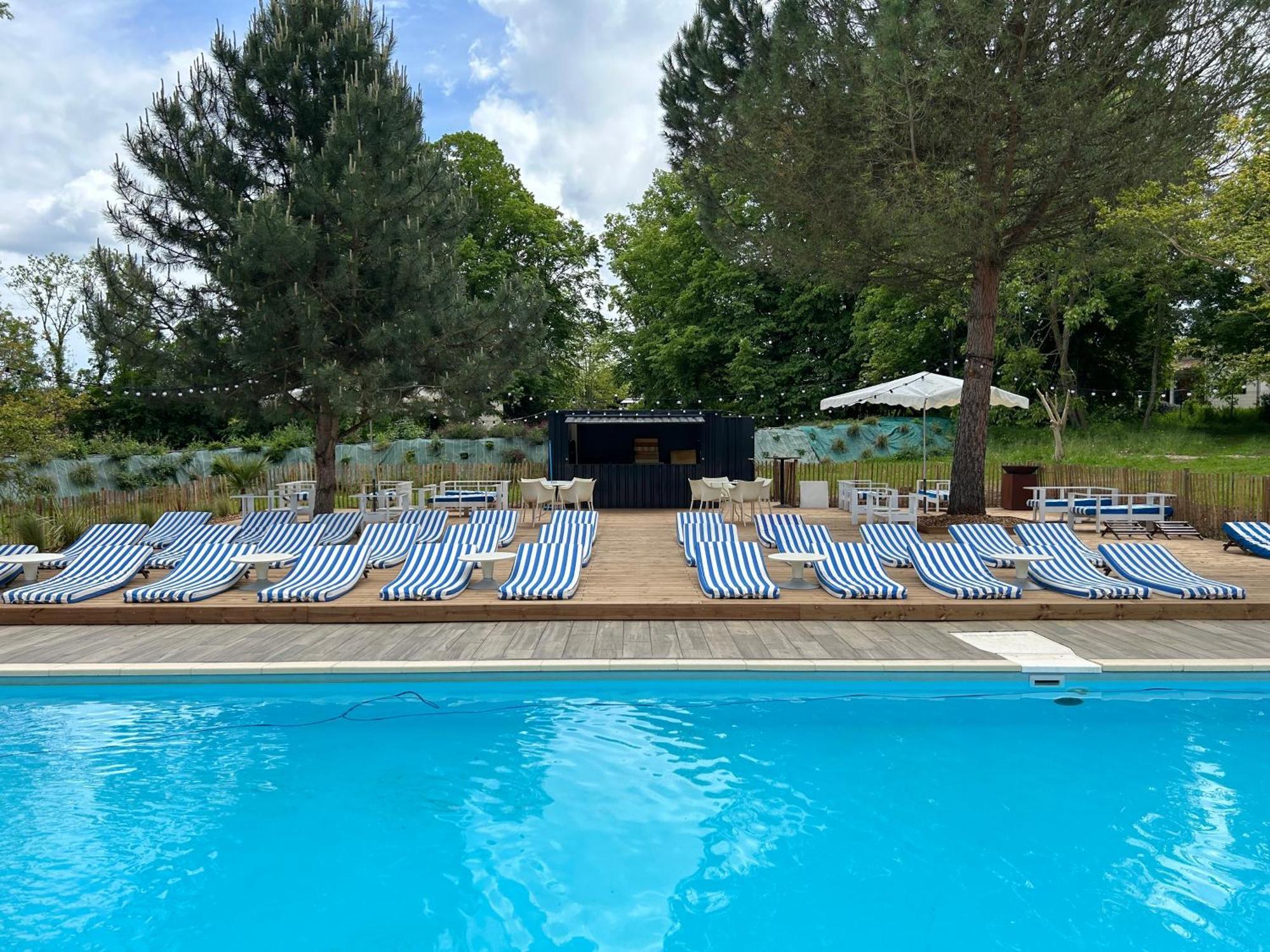Logis Hotels Chateau De La Barge Chaintre Экстерьер фото
